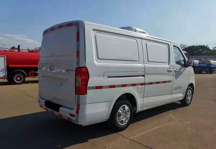 長(zhǎng)安面包冷藏車國六