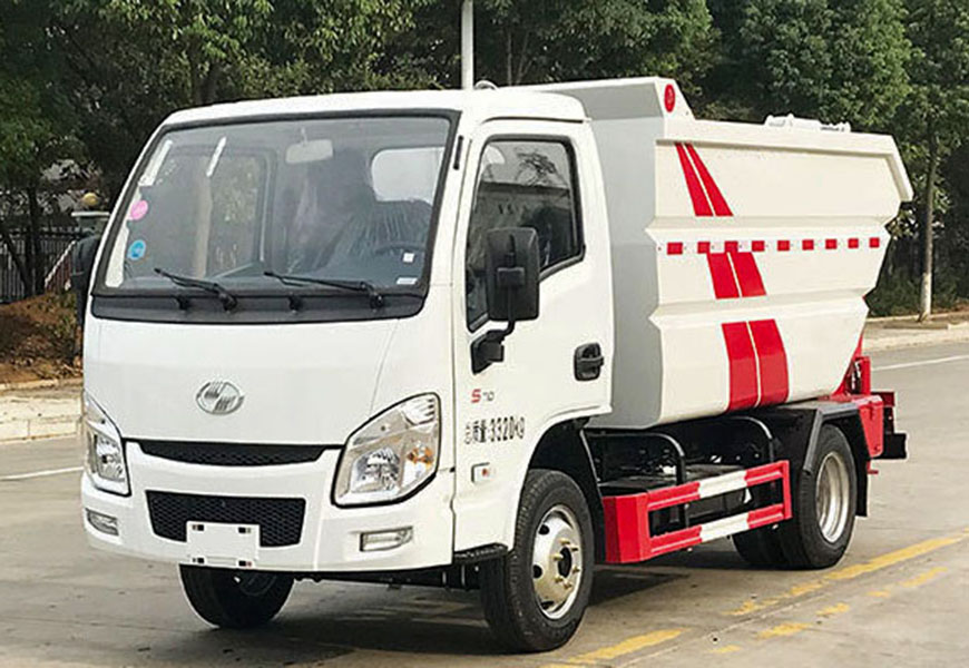 躍進(jìn)S70后裝高位掛桶無(wú)泄漏垃圾車(chē)