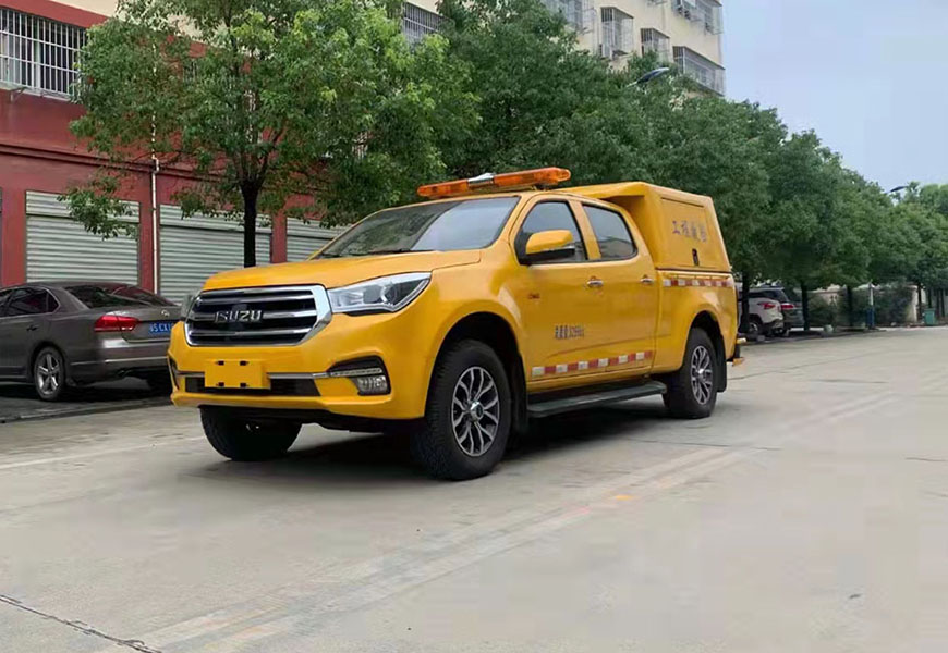 慶鈴五十鈴皮卡搶險(xiǎn)車(chē)