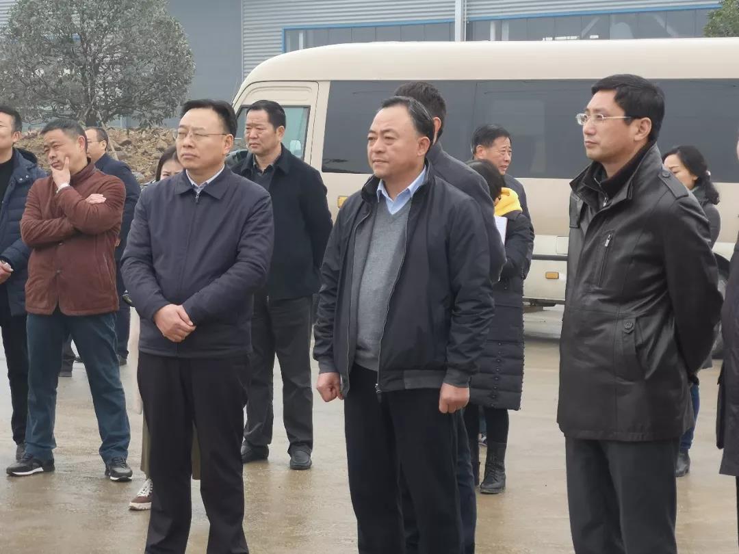 隨州市委、市人大代表團(tuán)蒞臨程力集團(tuán)商用車產(chǎn)業(yè)園視察