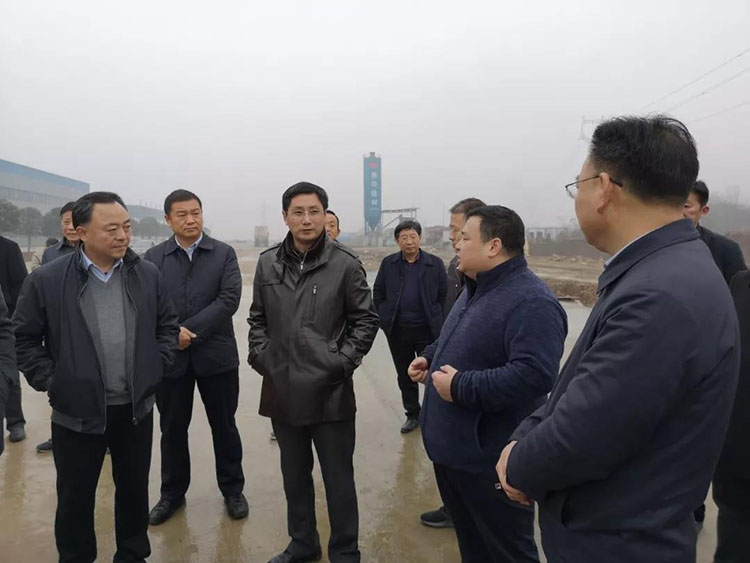 隨州市委、市人大代表團(tuán)蒞臨程力集團(tuán)商用車(chē)產(chǎn)業(yè)園視察